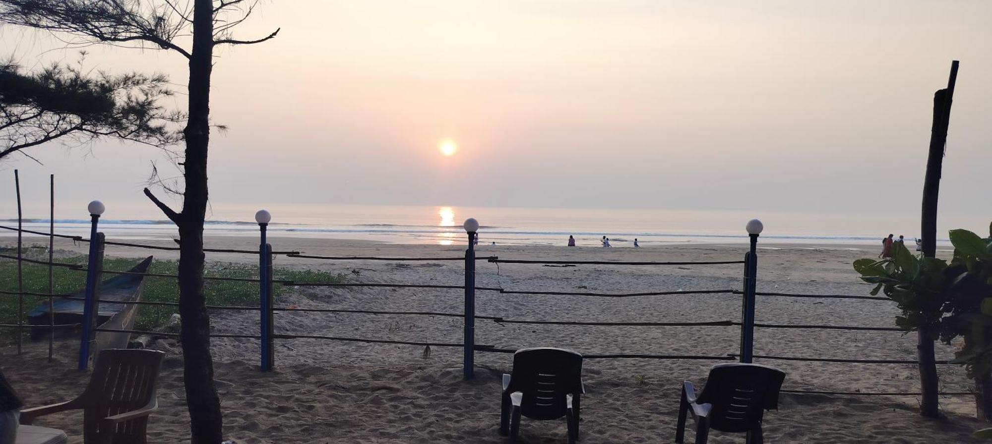 White Sand Beach Stay Resort Kumta Exteriör bild