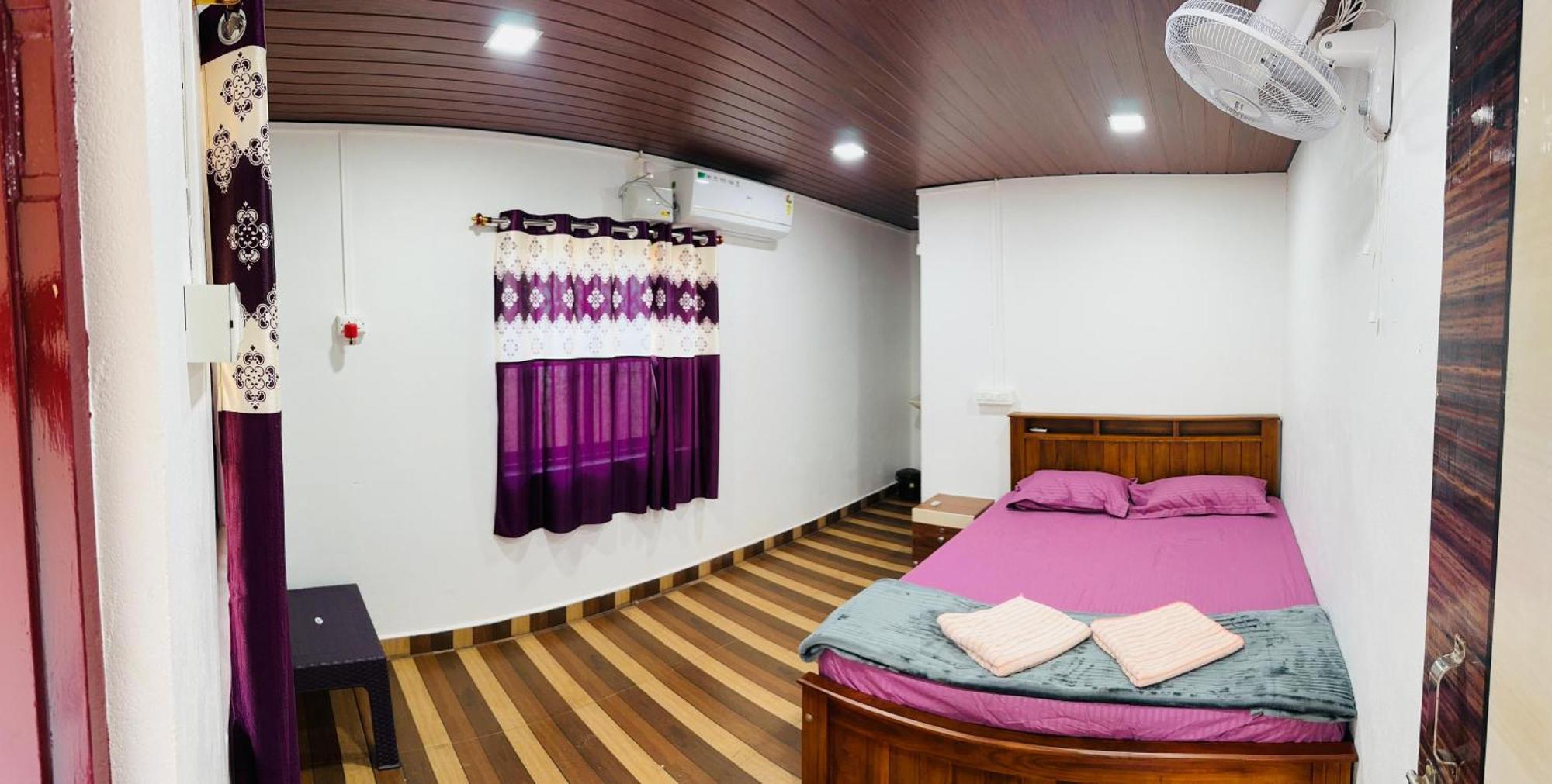 White Sand Beach Stay Resort Kumta Exteriör bild