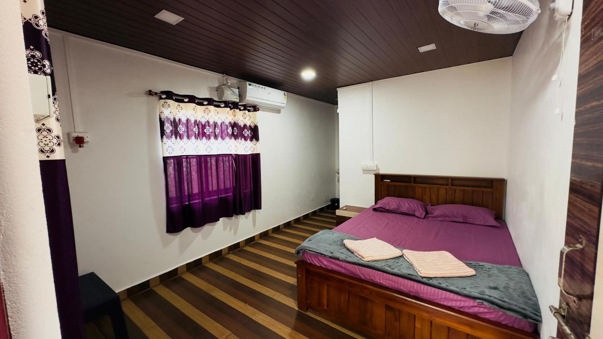 White Sand Beach Stay Resort Kumta Exteriör bild