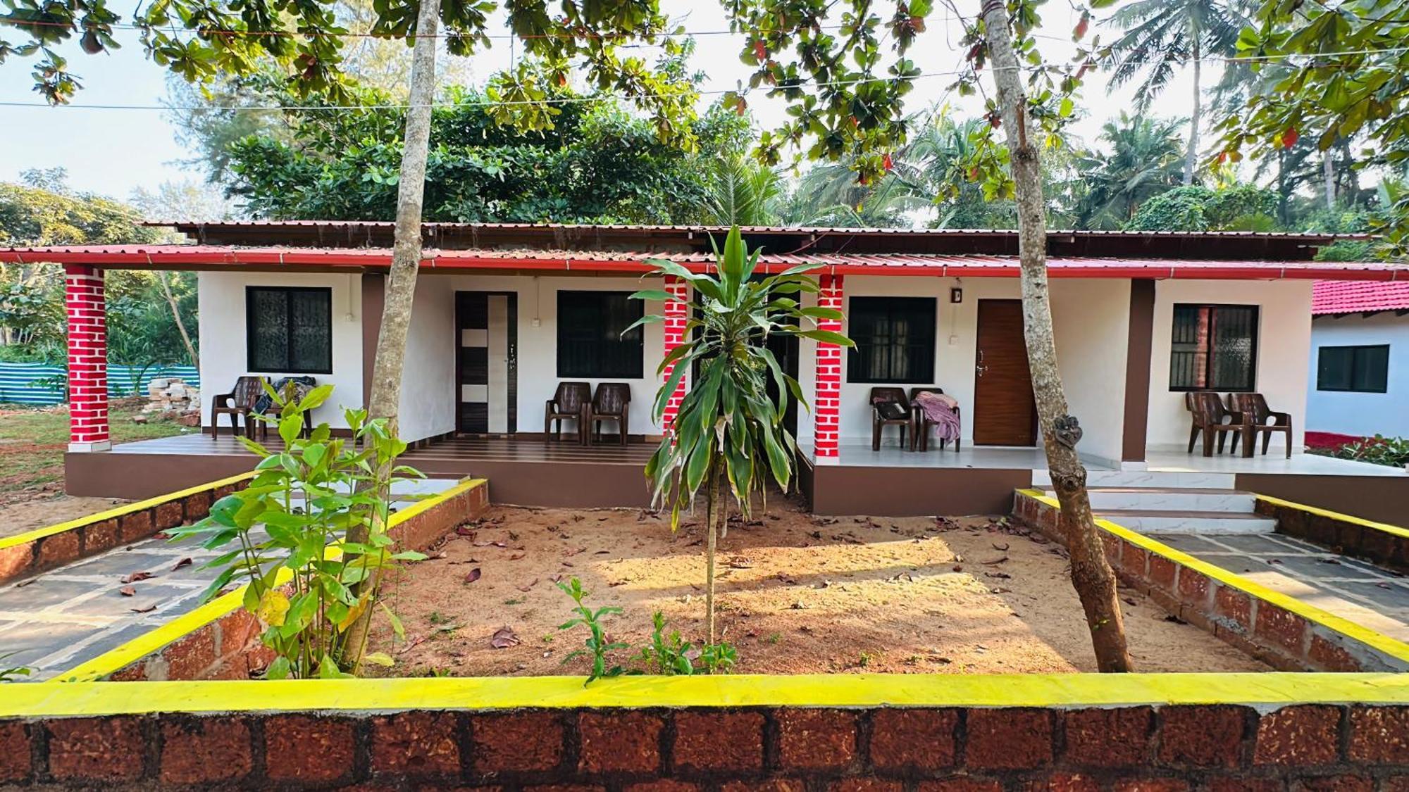 White Sand Beach Stay Resort Kumta Exteriör bild