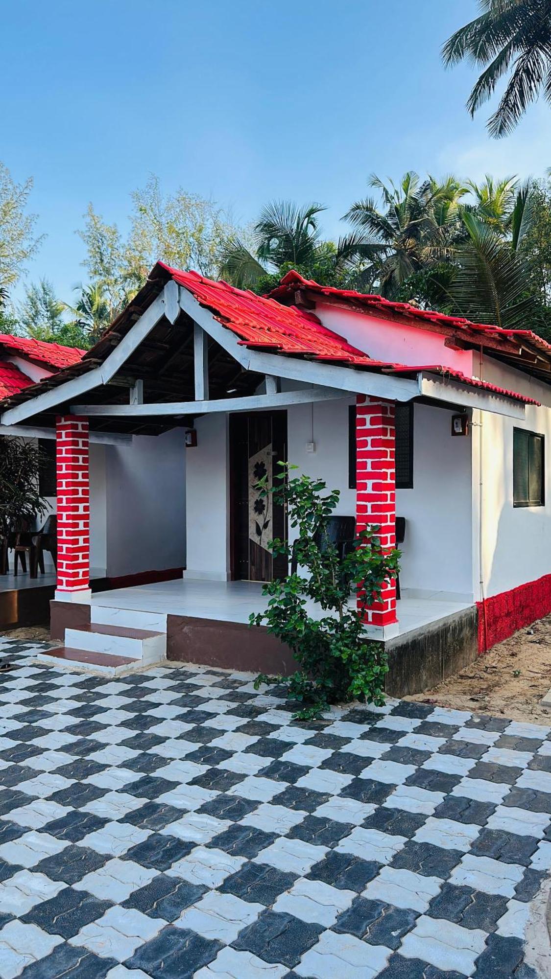 White Sand Beach Stay Resort Kumta Exteriör bild